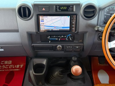 2015 Toyota LAND CRUISER 70 thumbnail 56