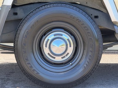 2015 Toyota LAND CRUISER 70 thumbnail 43