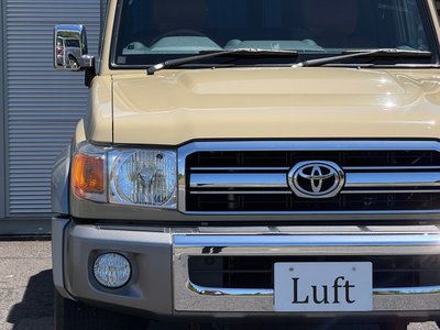 2015 Toyota LAND CRUISER 70 thumbnail 12