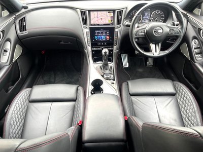 2019 Nissan SKYLINE 照片 2