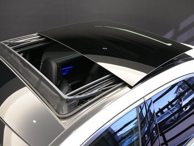 MERCEDES-BENZ C-CLASS - 9