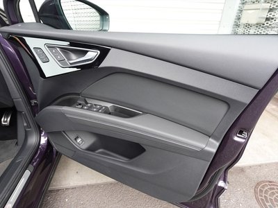 2025 AUDI Q4 E-TRON 照片 9
