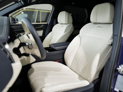 BENTLEY BENTAYGA - 6