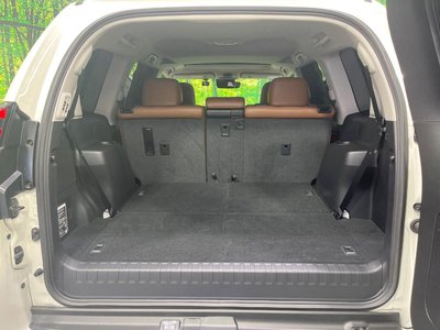 TOYOTA LAND CRUISER PRADO - 10