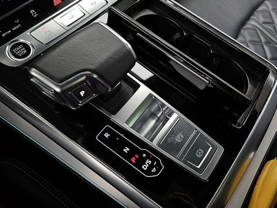 صورة مصغرة 12 لـ 2021 AUDI Q8