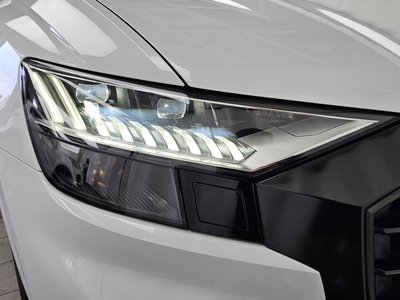 2021 AUDI Q8 photo 9