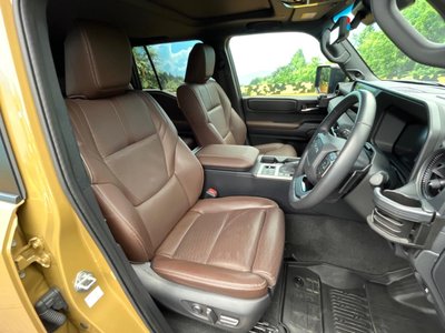 TOYOTA LAND CRUISER 250 - 7