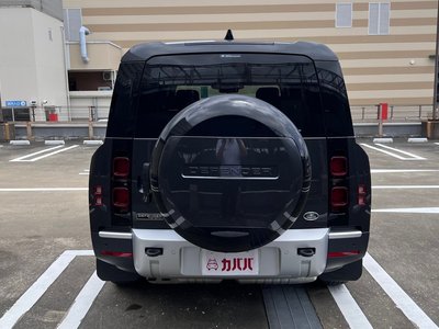 LAND ROVER DEFENDER - 6