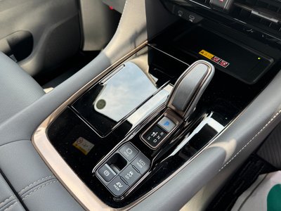 صورة 6 لـ 2024 Toyota ALPHARD