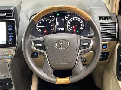 TOYOTA LAND CRUISER PRADO - 6