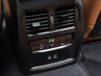 2025 BMW 3 SERIES — миниатюра 30