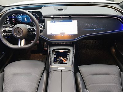 MERCEDES-BENZ E-CLASS - 5