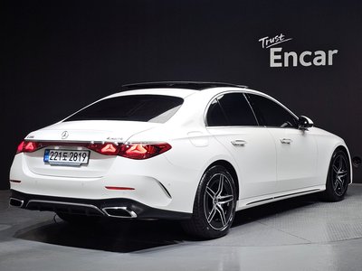 MERCEDES-BENZ E-CLASS - 3