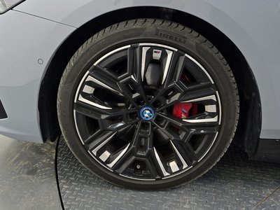 2024 BMW I5 — фото 6