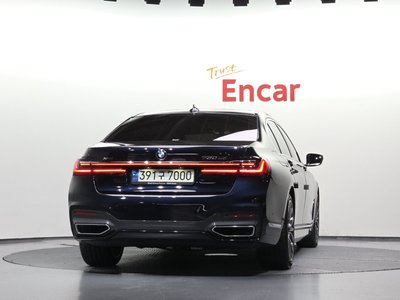 صورة 3 لـ 2021 BMW 7 SERIES