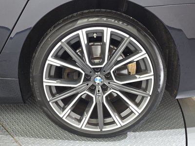 صورة 8 لـ 2021 BMW 7 SERIES