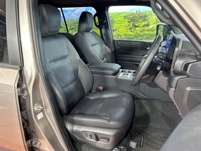 TOYOTA LAND CRUISER 250 - 8