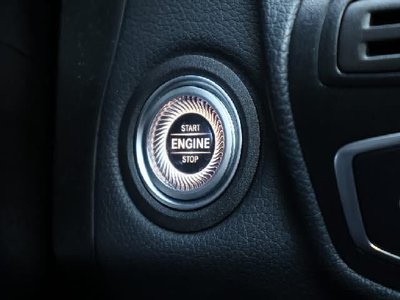 MERCEDES-BENZ GLC - 9