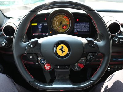 FERRARI F8 TRIBUTO - 7