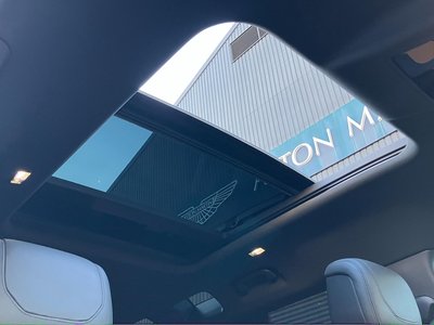 LAND ROVER DEFENDER - 3