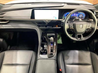 TOYOTA CROWN SPORT - 2