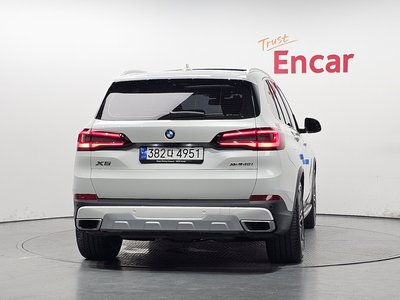2022 BMW X5 — фото 4