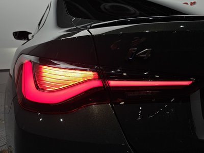 BMW I4 - 10
