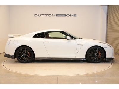 NISSAN GT-R - 7