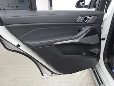 2026 BMW X7 — миниатюра 15
