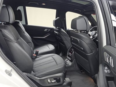 2026 BMW X7 — миниатюра 18