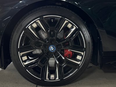 2025 BMW I5 — фото 6