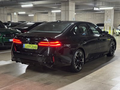 2025 BMW I5 — фото 4