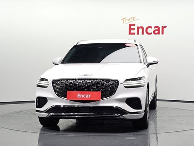 صورة 2 لـ 2025 Genesis GV70