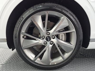 صورة 6 لـ 2025 Genesis GV70