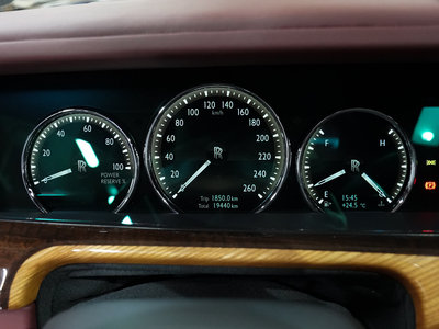 ROLLS-ROYCE PHANTOM - 8