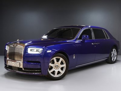 ROLLS-ROYCE PHANTOM