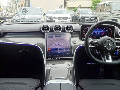 2026 Mercedes-BENZ C-CLASS AMG 照片 7