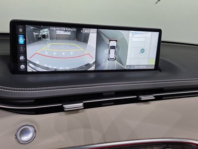 2023 Genesis GV70 thumbnail 25