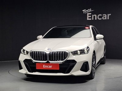 صورة 2 لـ 2024 BMW 5 SERIES