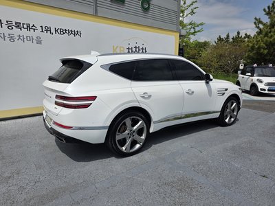 GENESIS GV80 - 3