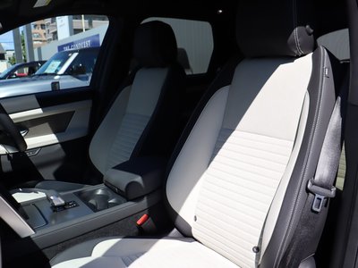 LAND ROVER DISCOVERY SPORT - 8