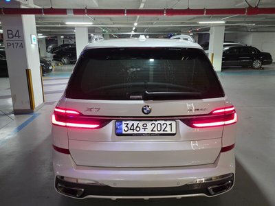 BMW X7 - 8