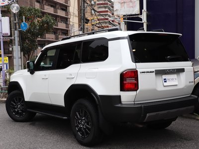 TOYOTA LAND CRUISER 250 - 6