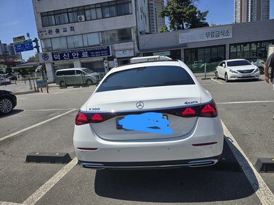 MERCEDES-BENZ E-CLASS - 4