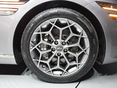 GENESIS G80 (RG3) - 8