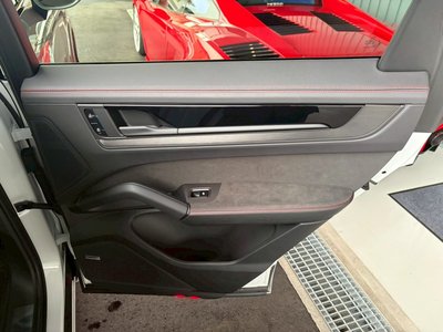 2025 Porsche CAYENNE 缩略图 71