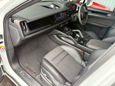 2025 Porsche CAYENNE 缩略图 55