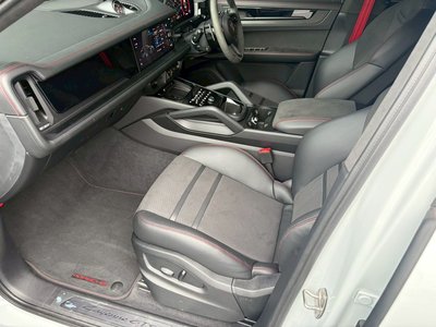 2025 Porsche CAYENNE 缩略图 56