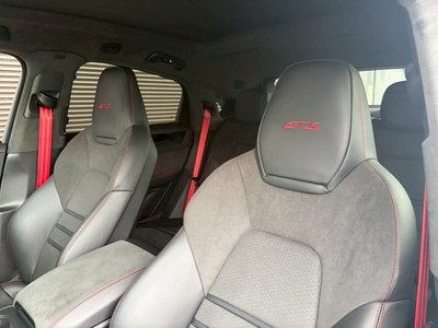 2025 Porsche CAYENNE 缩略图 57