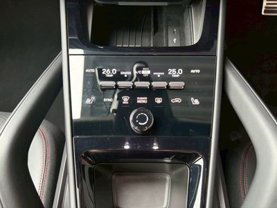 2025 Porsche CAYENNE 缩略图 39